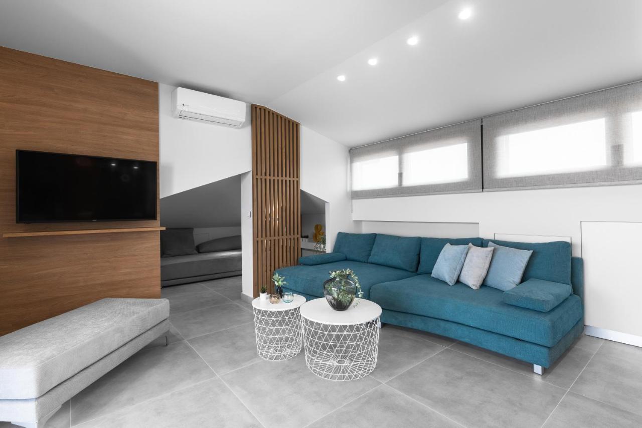 Pola'S Loft Apartment อิเอริสโซส ภายนอก รูปภาพ